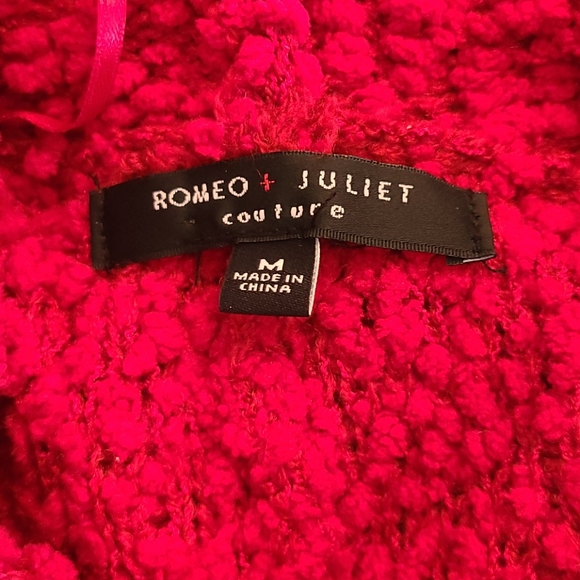 NWT Romeo + Juliet couture Cowl Neck Sweater - Picture 8 of 11